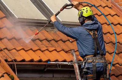 Démoussage et hydrofuge de toiture à Rolleville