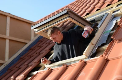 Pose de fenêtres de toit Velux à Rolleville